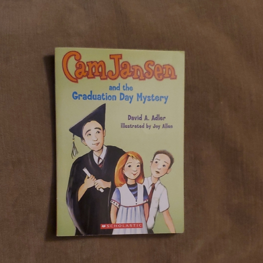 VINTAGE Cam Jansen and the Graduation Day Mystery Book